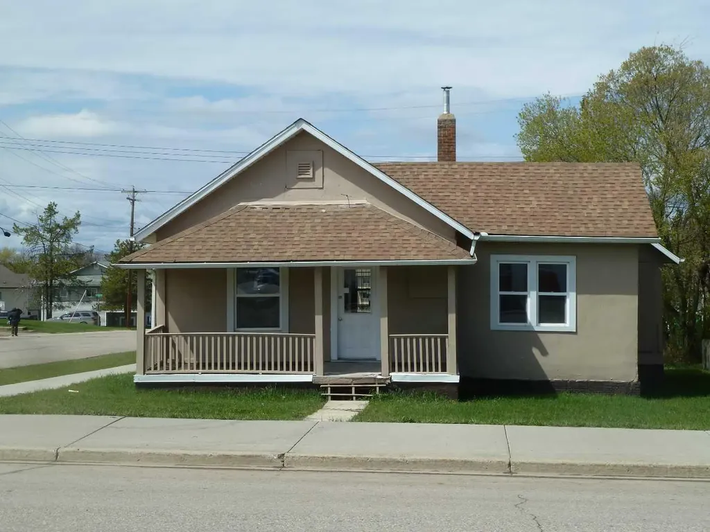 10120 102 Avenue Lac La Biche AB T0A2C0