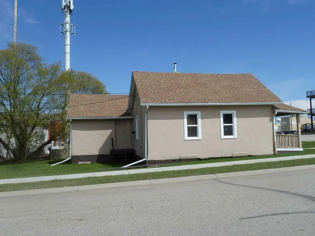 10120 102 Avenue Lac La Biche AB T0A2C0