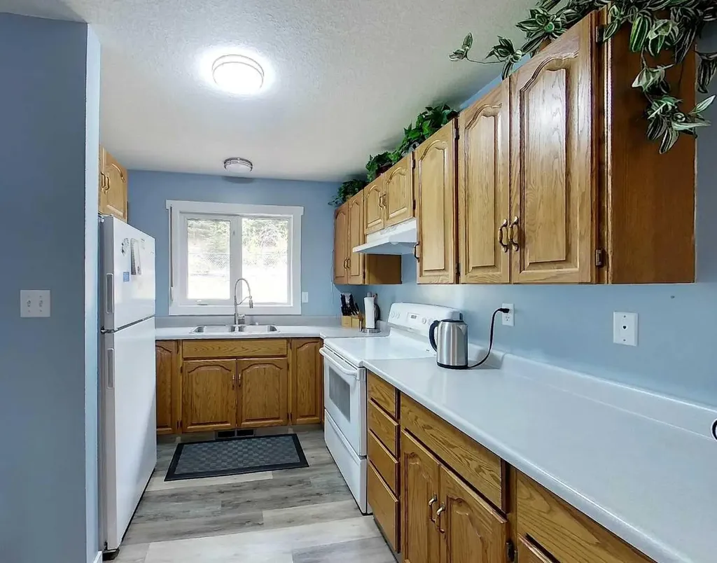 54431 Range Road 145a Rural Yellowhead County AB T7E 3W7
