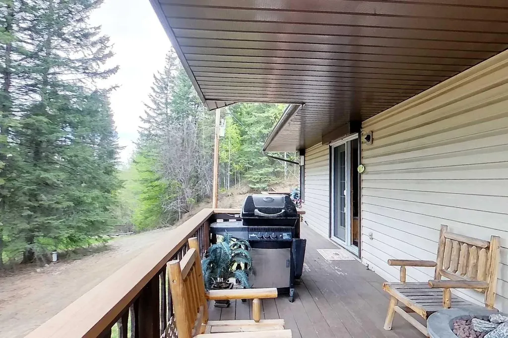 54431 Range Road 145a Rural Yellowhead County AB T7E 3W7