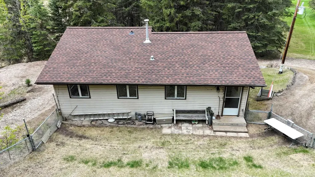 54431 Range Road 145a Rural Yellowhead County AB T7E 3W7