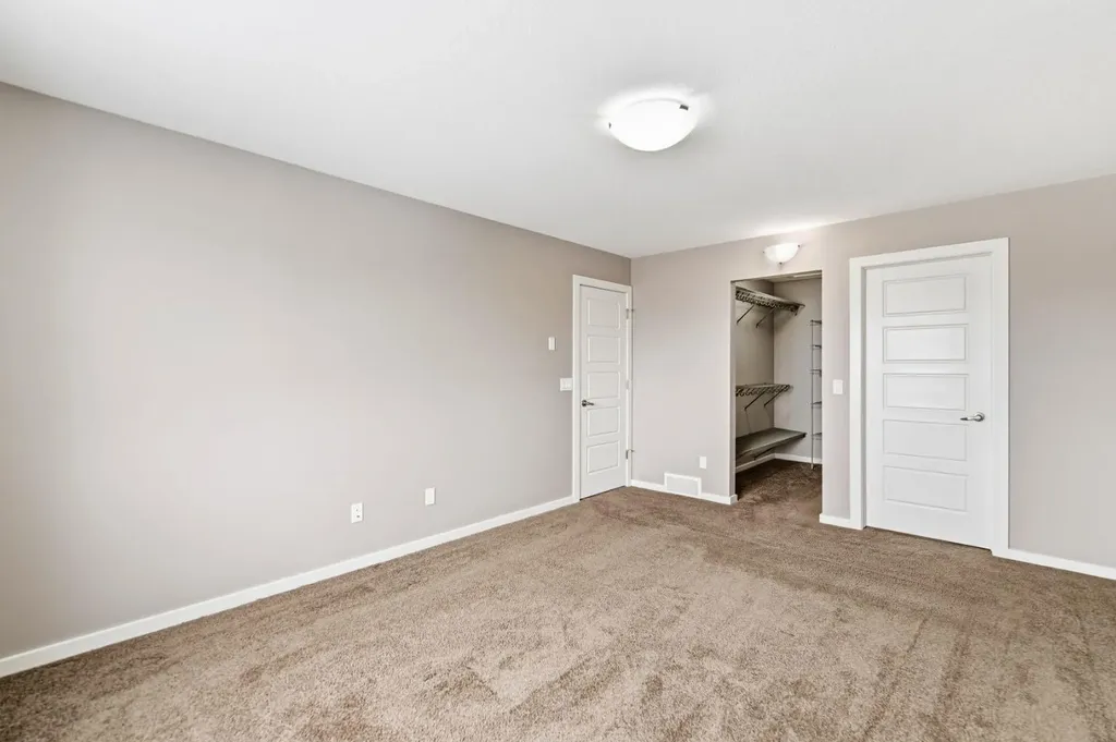 205 Van Slyke Way Red Deer AB T4R 0N7