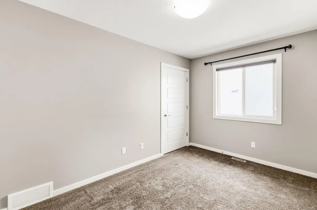 205 Van Slyke Way Red Deer AB T4R 0N7