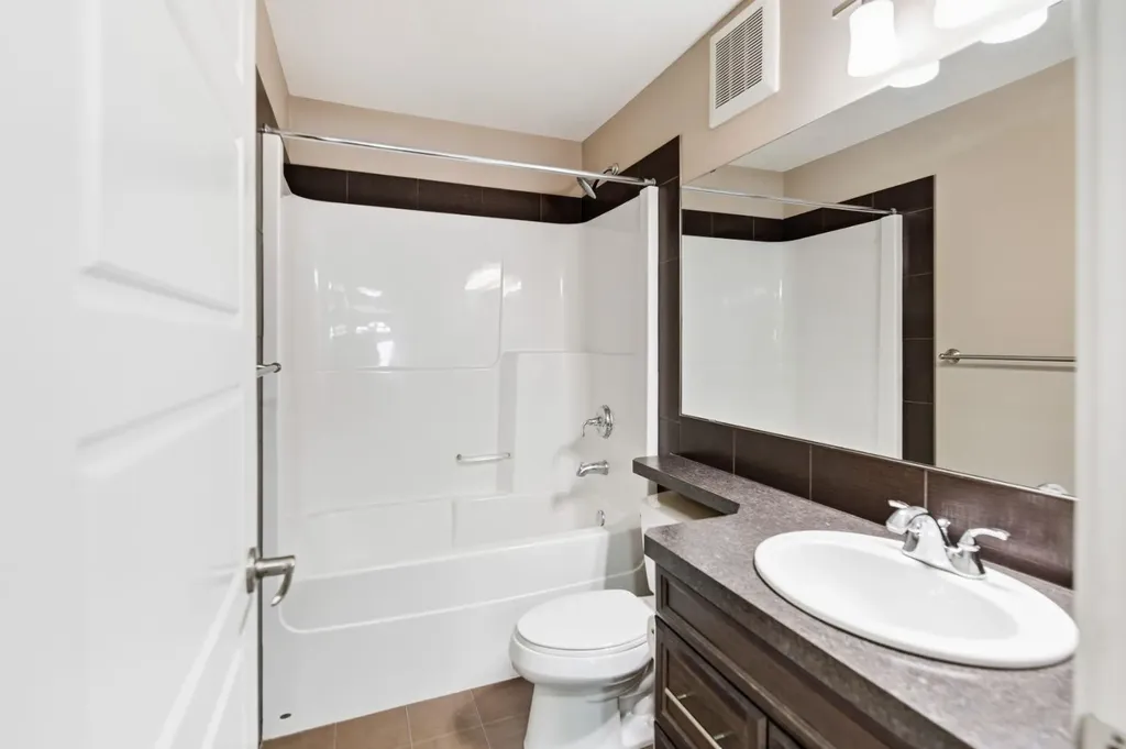 205 Van Slyke Way Red Deer AB T4R 0N7