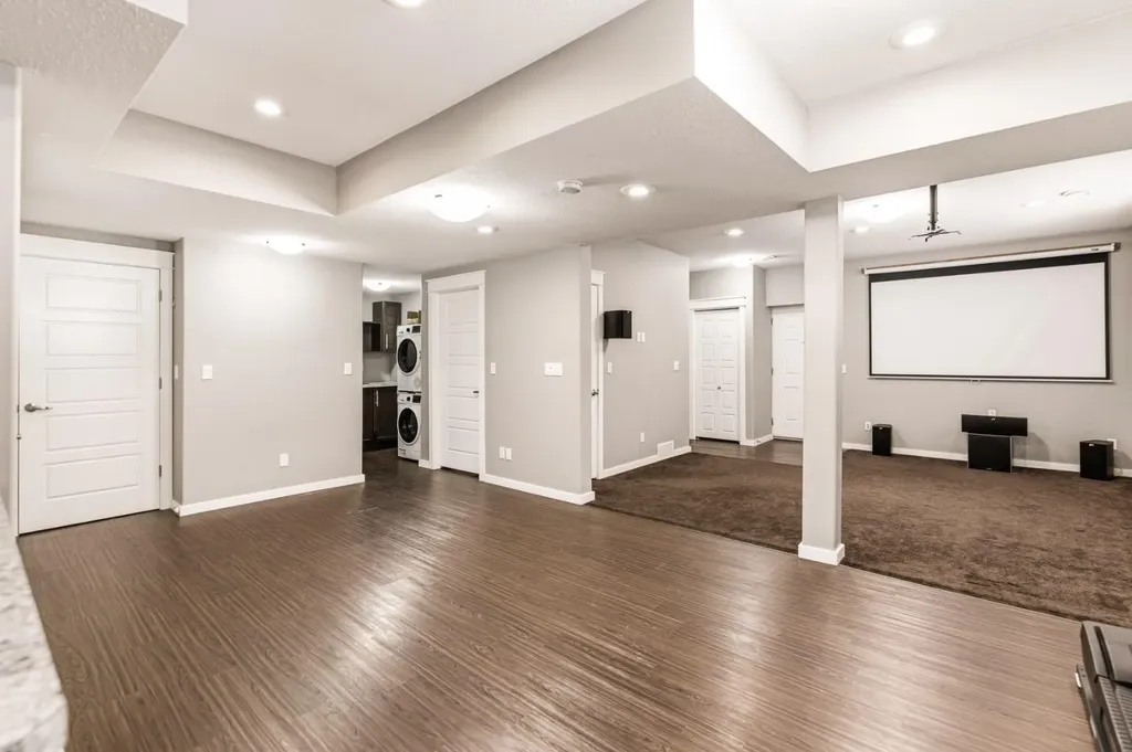 205 Van Slyke Way Red Deer AB T4R 0N7