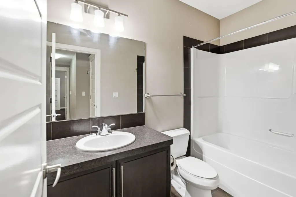 205 Van Slyke Way Red Deer AB T4R 0N7
