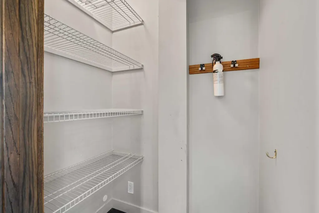 2420 Langriville Drive SW Calgary AB T3E 5G8