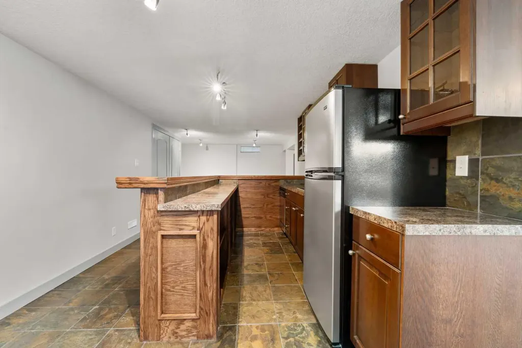 2420 Langriville Drive SW Calgary AB T3E 5G8