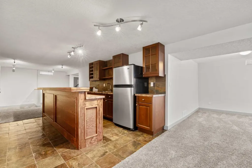 2420 Langriville Drive SW Calgary AB T3E 5G8
