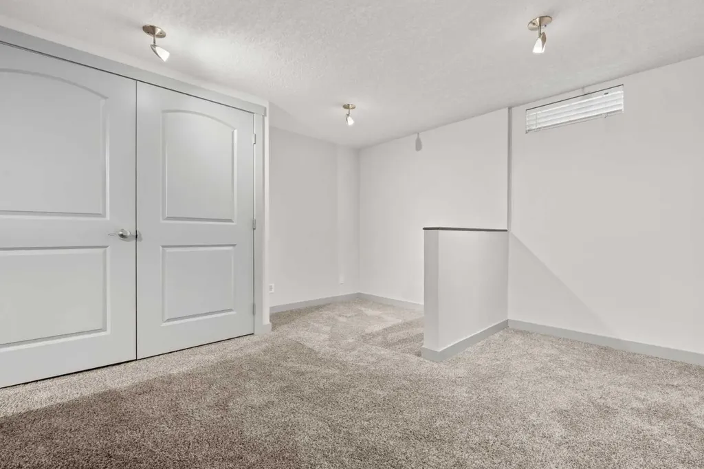 2420 Langriville Drive SW Calgary AB T3E 5G8