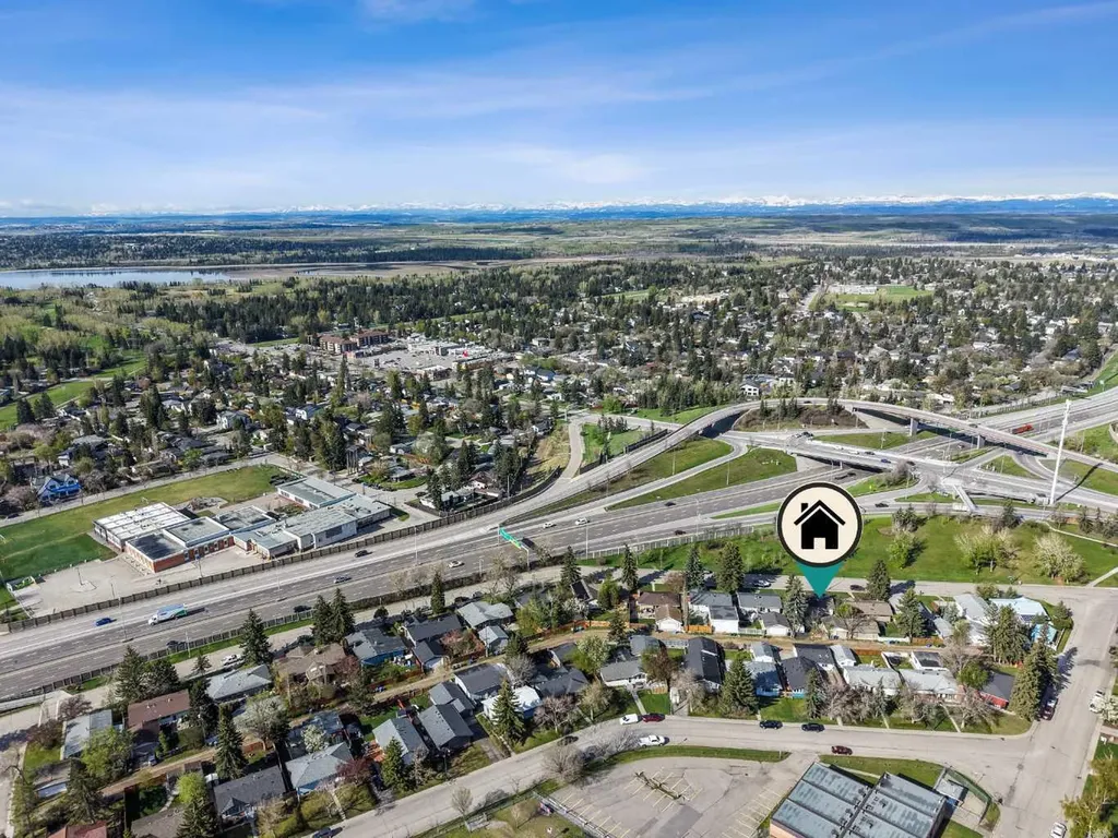 2420 Langriville Drive SW Calgary AB T3E 5G8