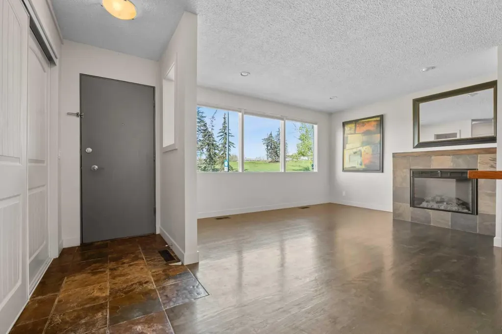 2420 Langriville Drive SW Calgary AB T3E 5G8