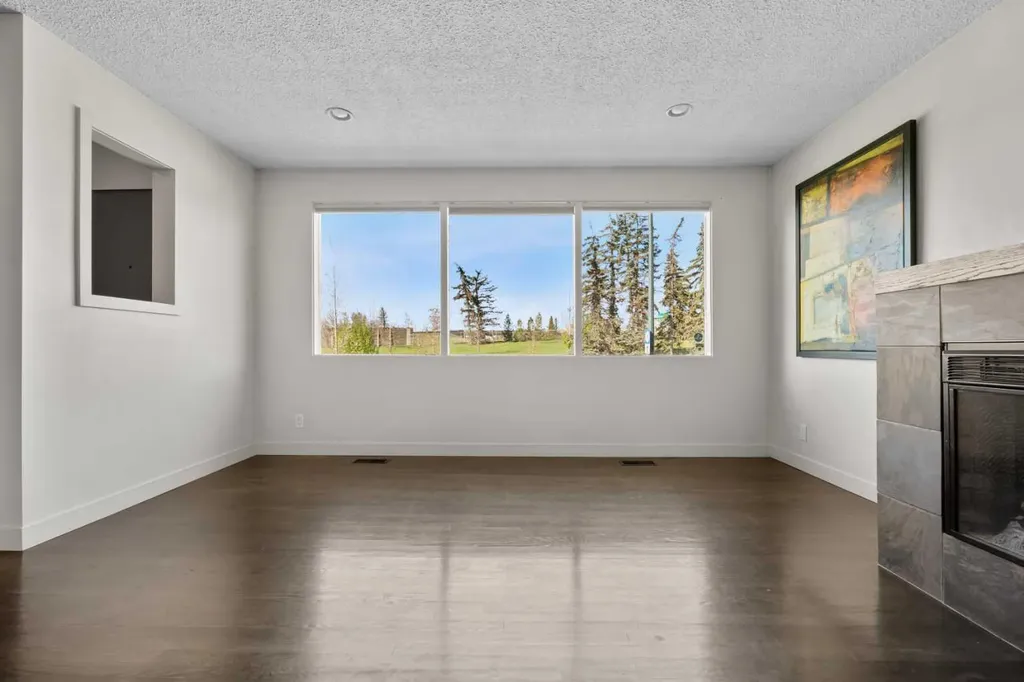 2420 Langriville Drive SW Calgary AB T3E 5G8