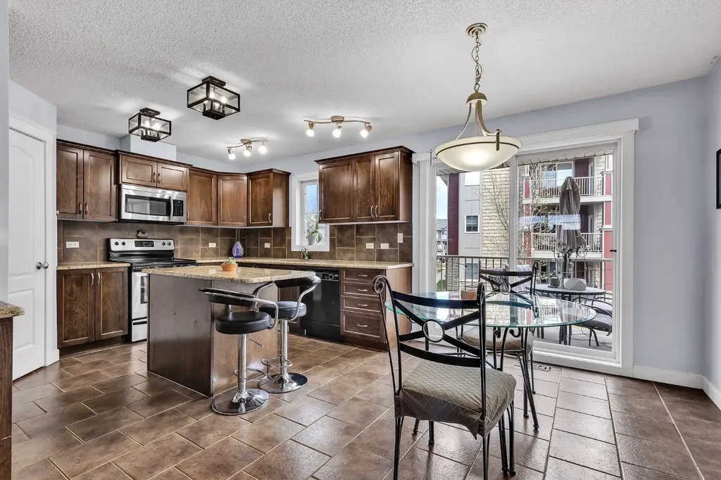 2370 Bayside Road SW Airdrie AB T4B 0N1