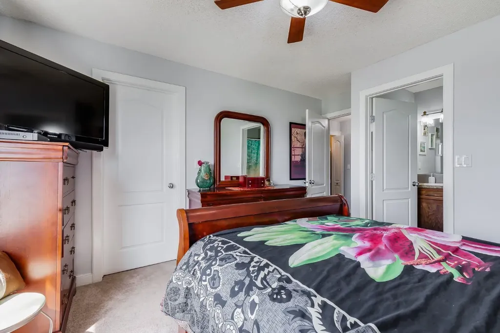 2370 Bayside Road SW Airdrie AB T4B 0N1