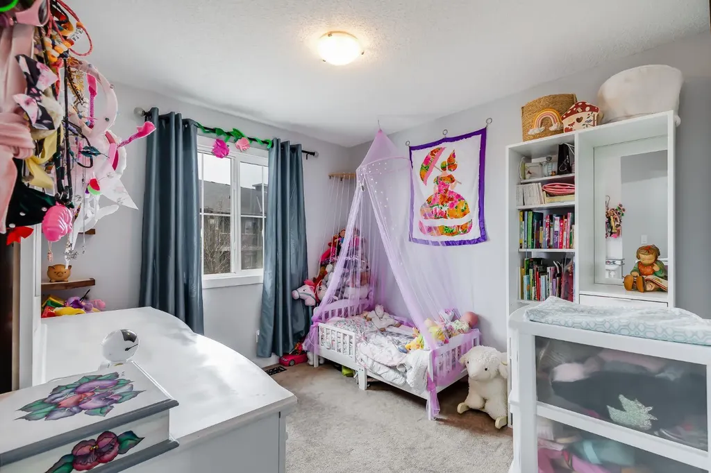 2370 Bayside Road SW Airdrie AB T4B 0N1