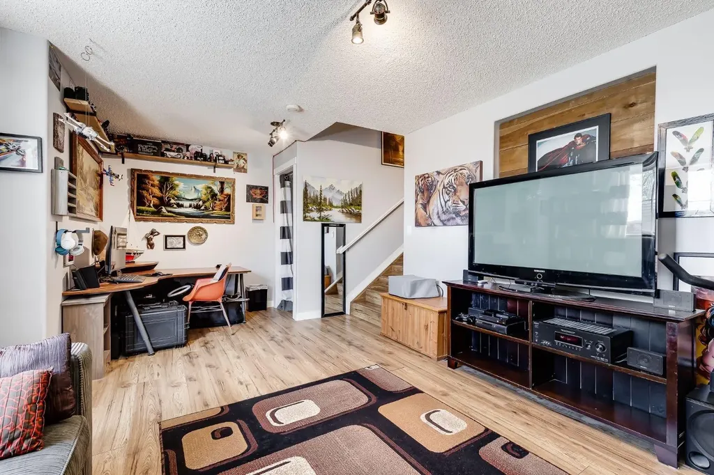 2370 Bayside Road SW Airdrie AB T4B 0N1