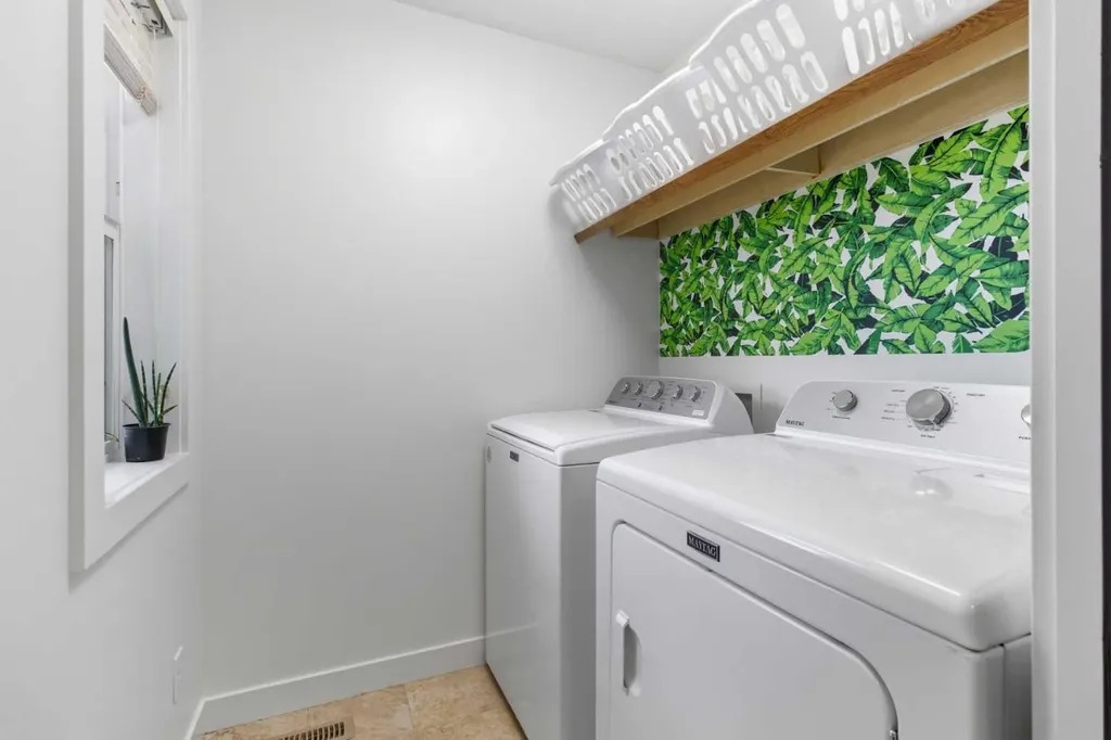 1023 Kings Heights Road SE Airdrie AB T4A 0M5