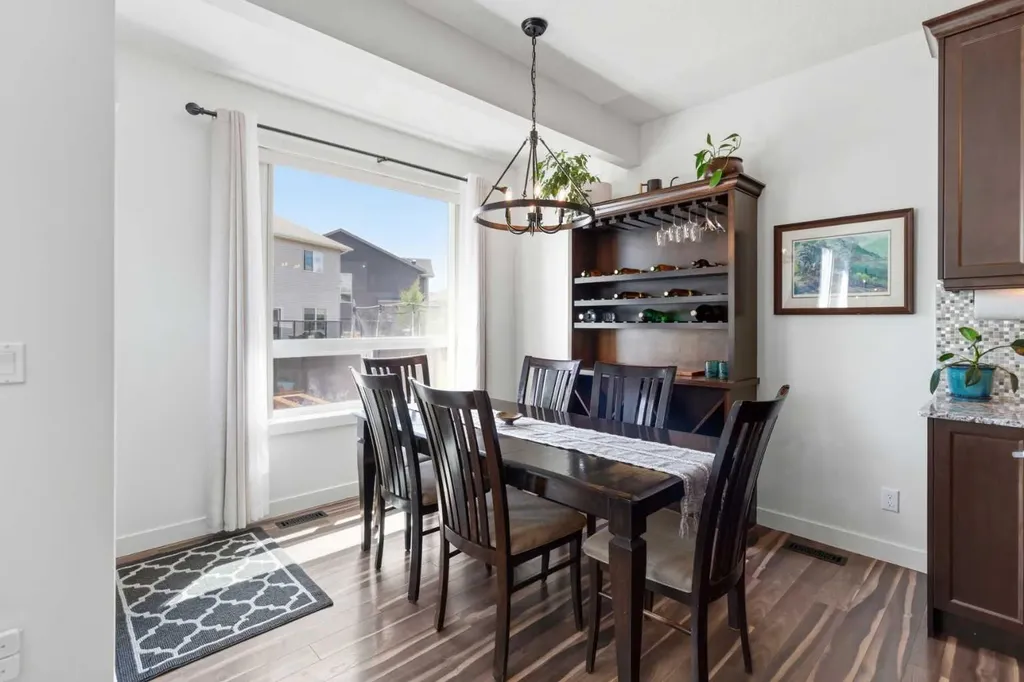 1023 Kings Heights Road SE Airdrie AB T4A 0M5