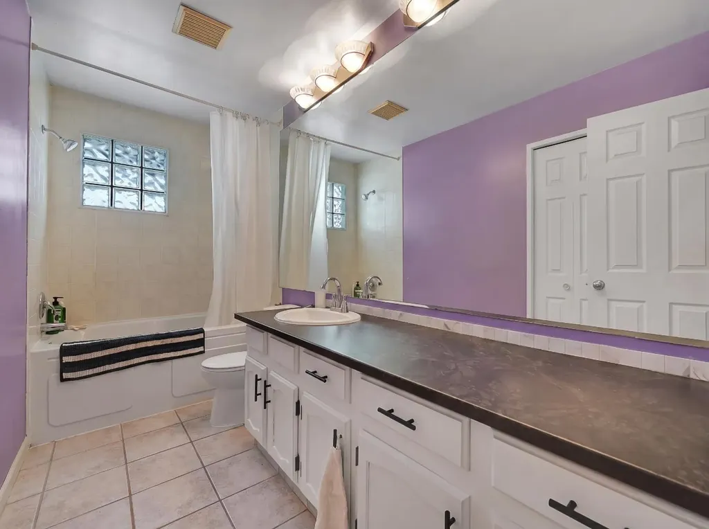 160 Strathcona Close SW Calgary AB T3H 1L3