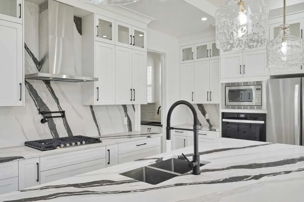 115 Chelsea Channel Chestermere AB T1X 2T1