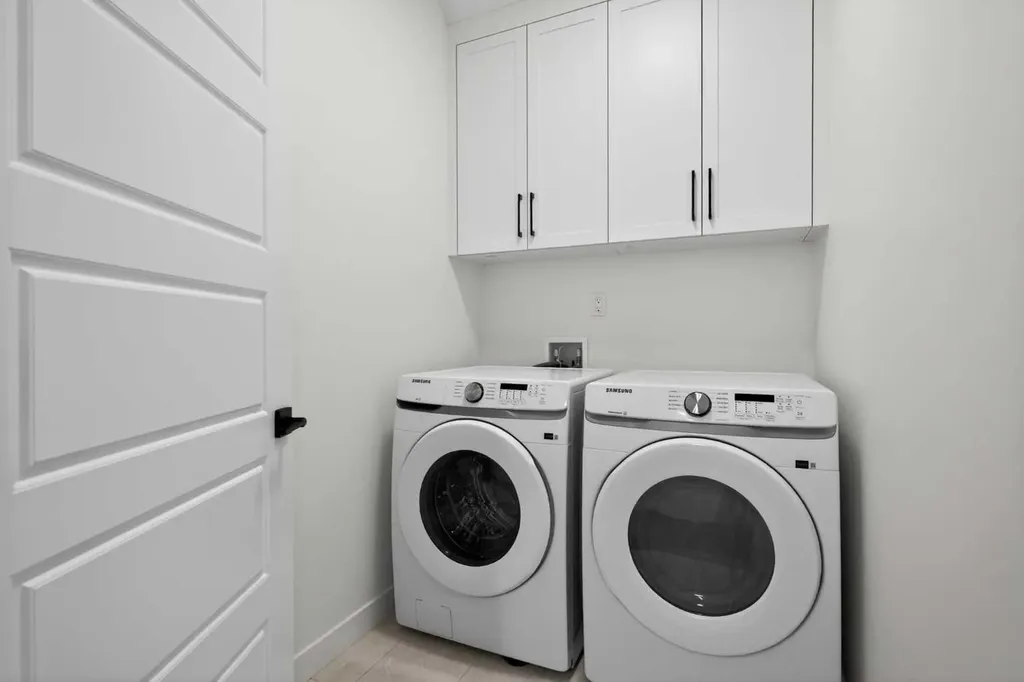 115 Chelsea Channel Chestermere AB T1X 2T1