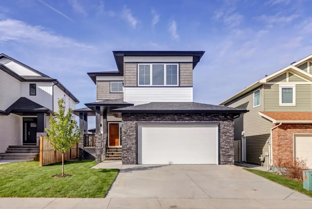 393 Rivergrove Chase Lethbridge AB T1K 8E9