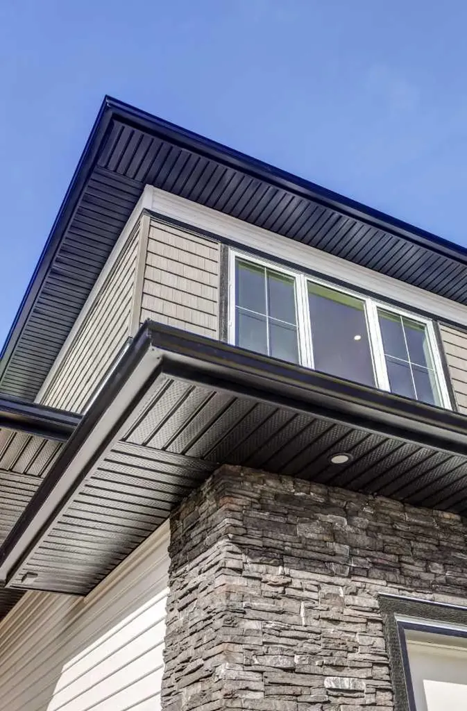 393 Rivergrove Chase Lethbridge AB T1K 8E9