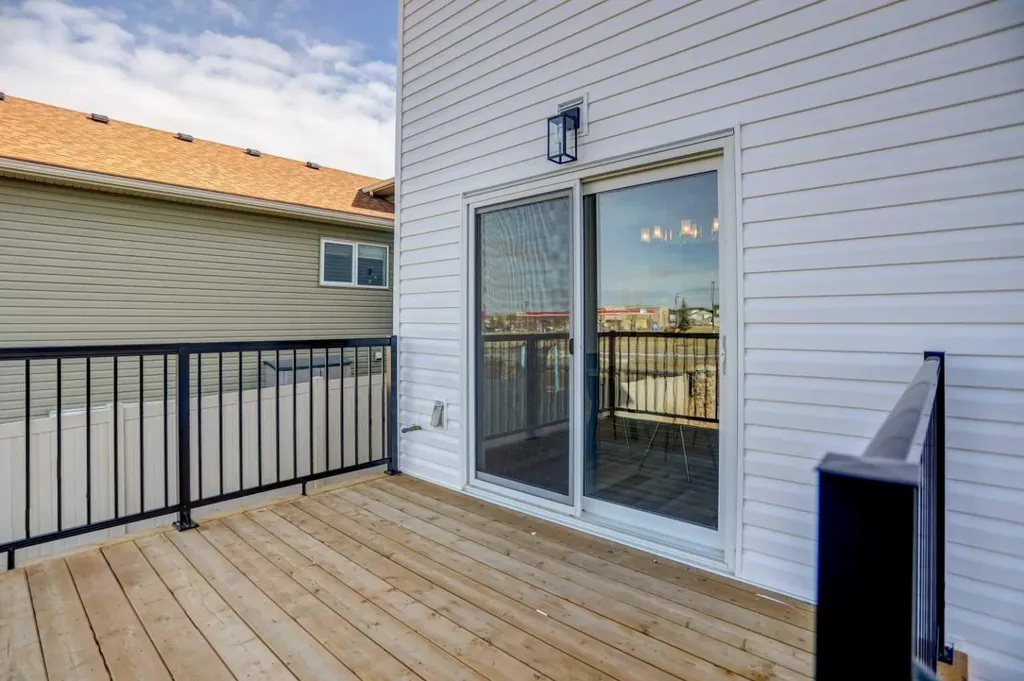 393 Rivergrove Chase Lethbridge AB T1K 8E9