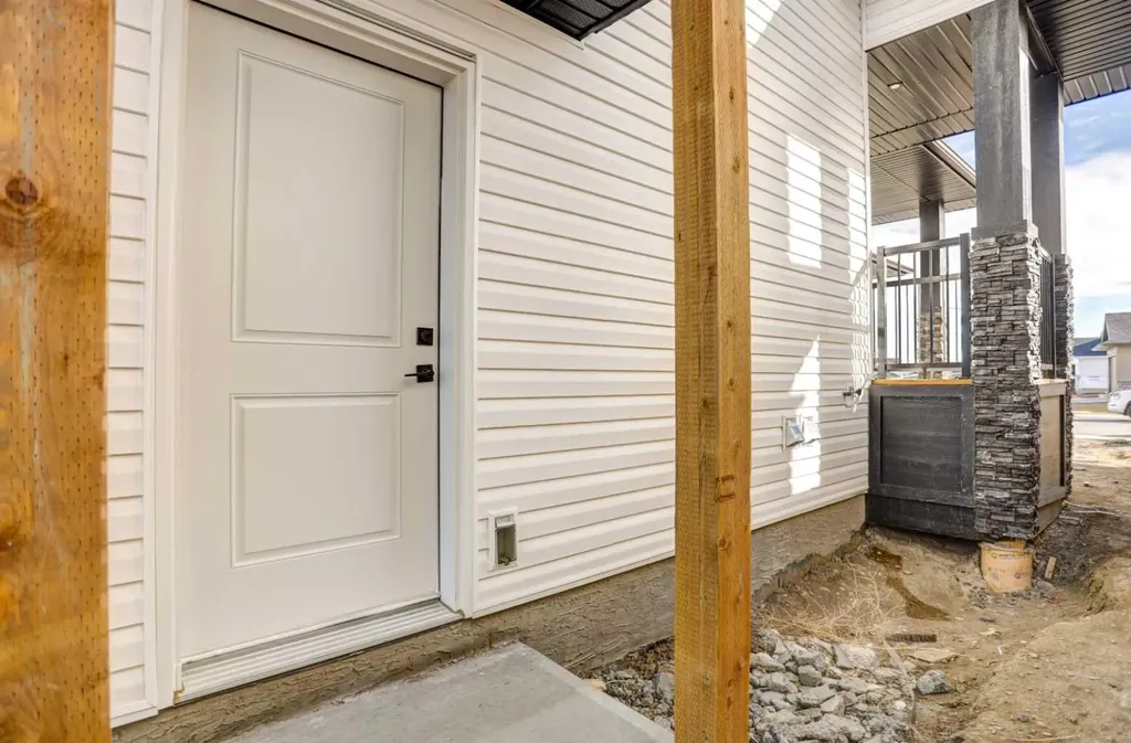 393 Rivergrove Chase Lethbridge AB T1K 8E9