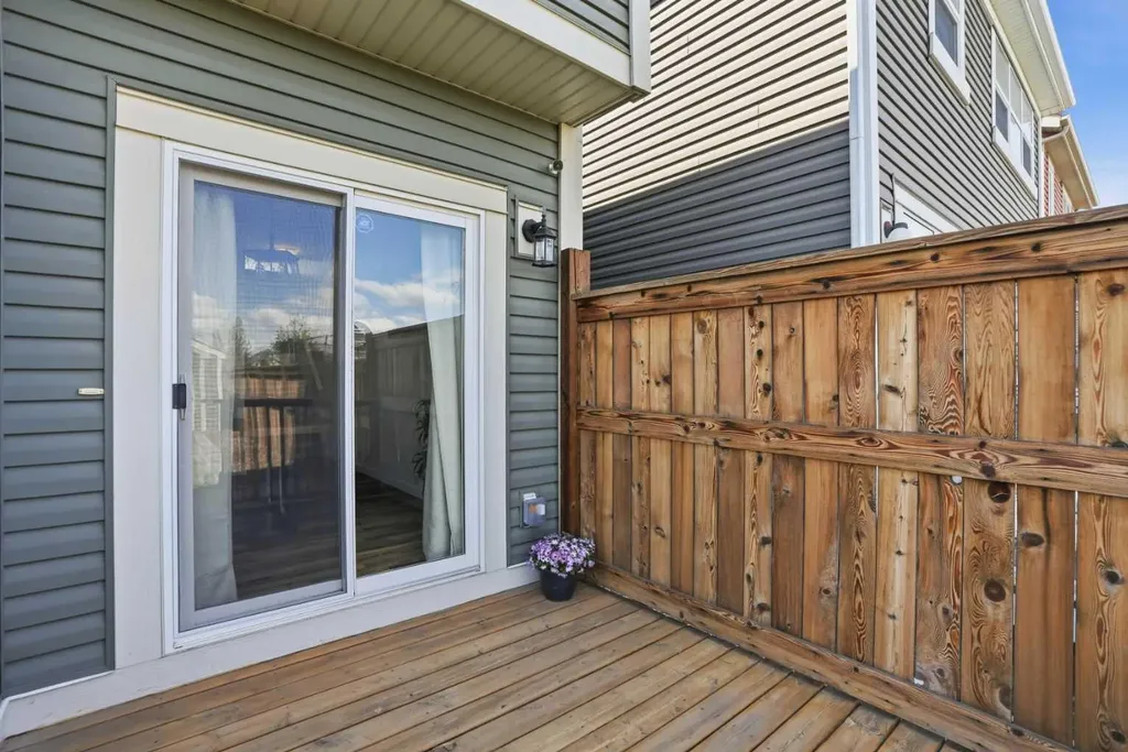 314 Auburn Crest Way SE Calgary AB T3M 1T2