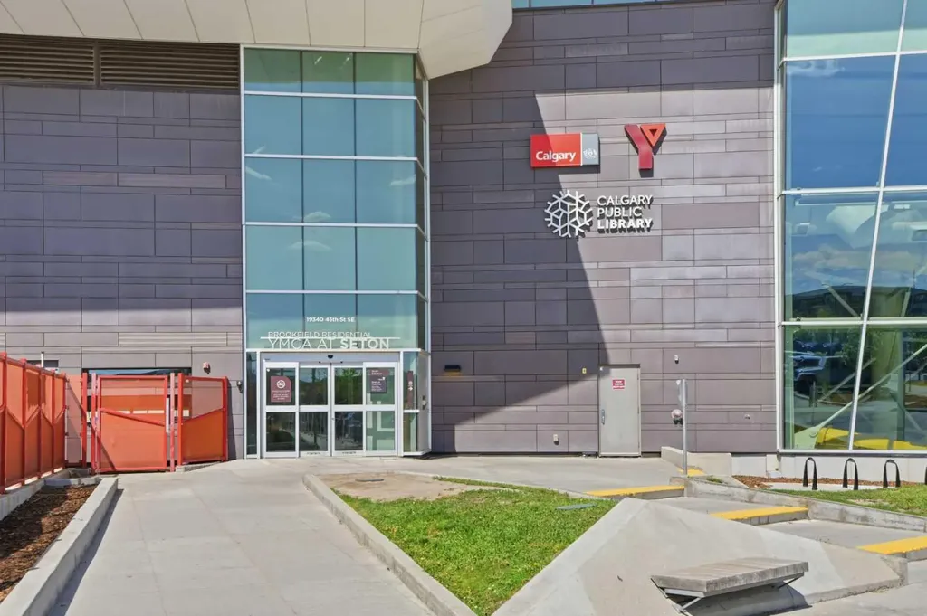 314 Auburn Crest Way SE Calgary AB T3M 1T2