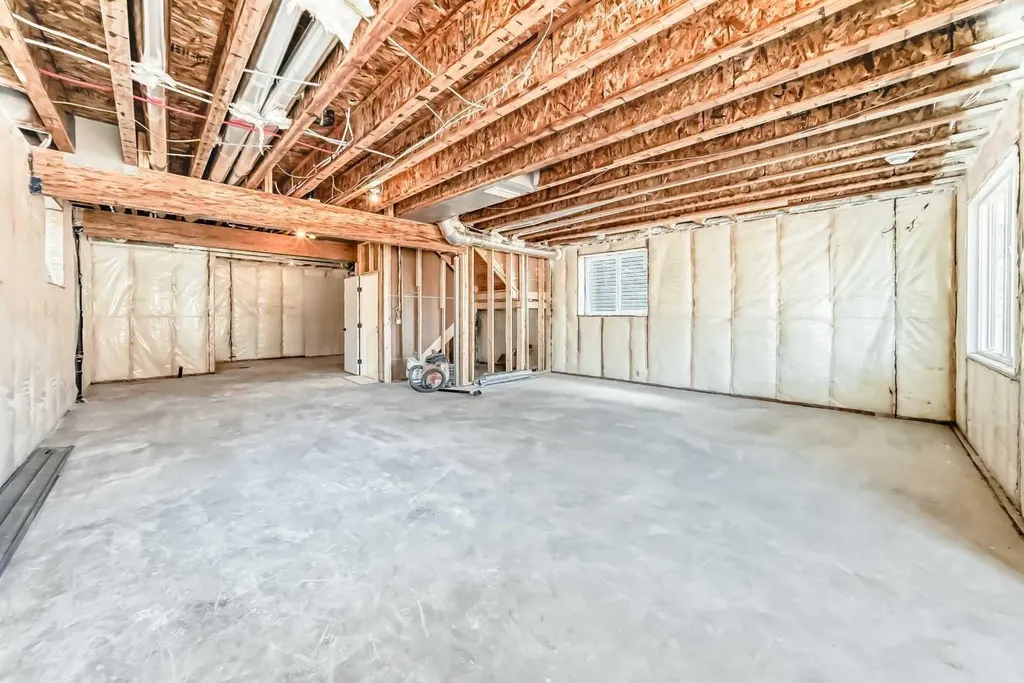 407 Rivercrest Road Cochrane AB T4C 3C6