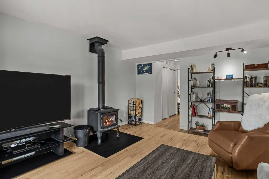 630 3rd Street Canmore AB T1W 2J5