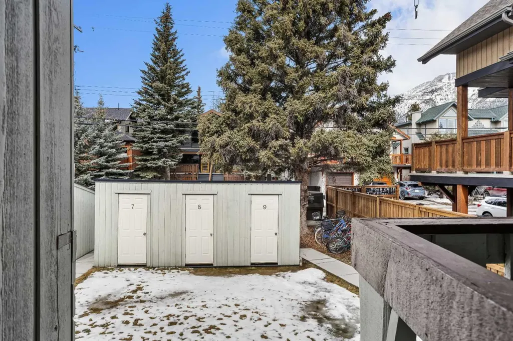 630 3rd Street Canmore AB T1W 2J5