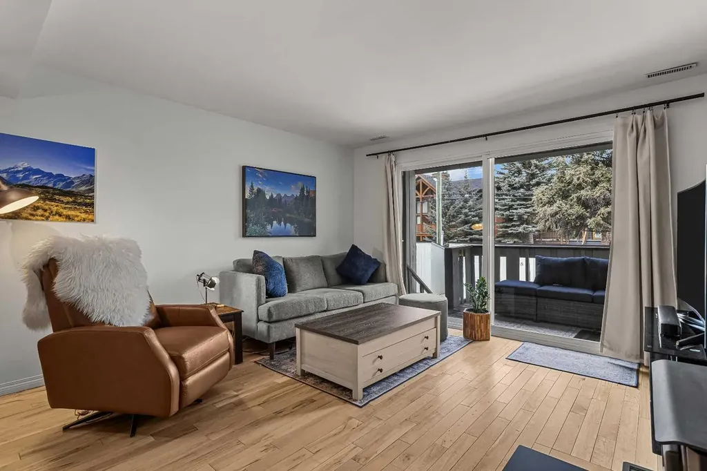 630 3rd Street Canmore AB T1W 2J5