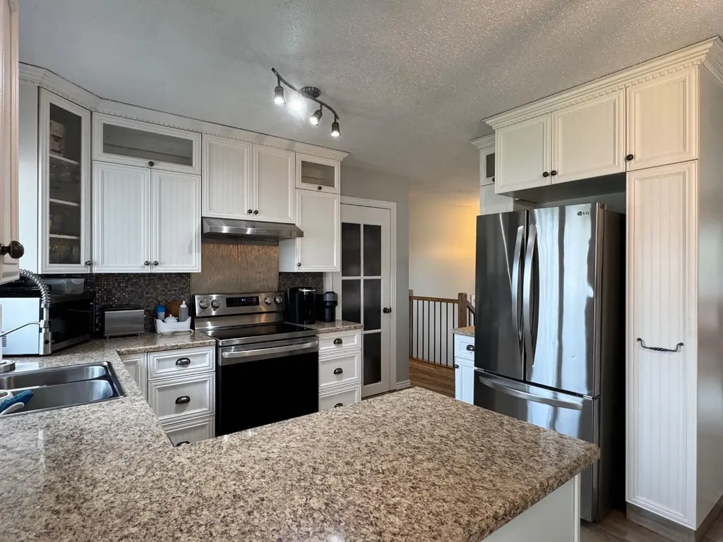 10317 117 Street Fairview AB T0H 1L0
