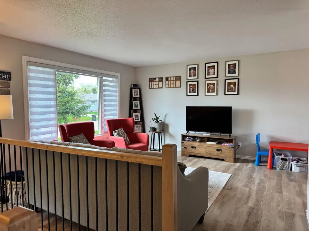 10317 117 Street Fairview AB T0H 1L0