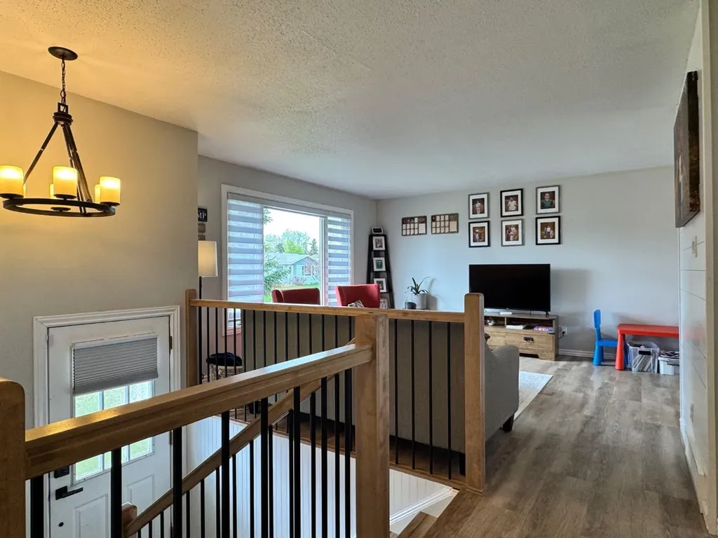 10317 117 Street Fairview AB T0H 1L0