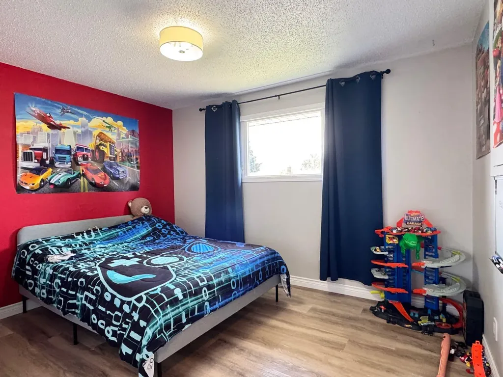 10317 117 Street Fairview AB T0H 1L0