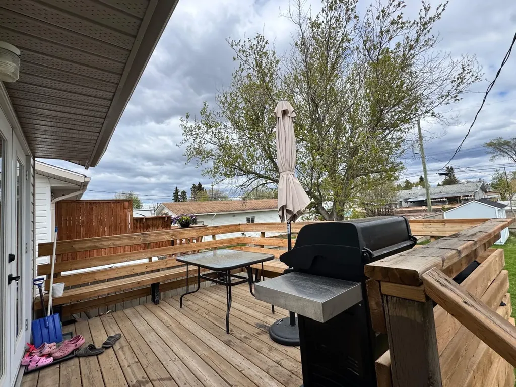 10317 117 Street Fairview AB T0H 1L0