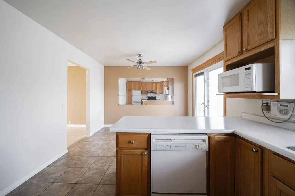 145 Hillcrest Drive Fort Mcmurray AB T9H 3T7