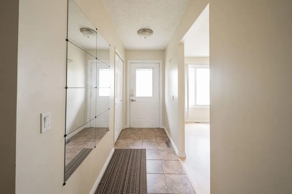 145 Hillcrest Drive Fort Mcmurray AB T9H 3T7
