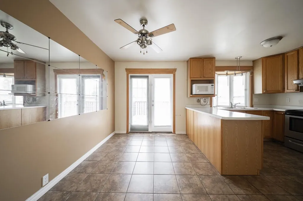 145 Hillcrest Drive Fort Mcmurray AB T9H 3T7
