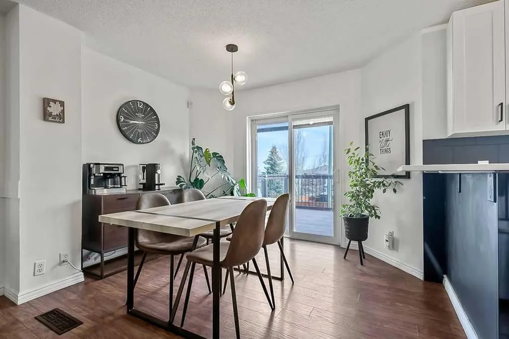 145 Harvest Glen Way NE Calgary AB T3K 4J4