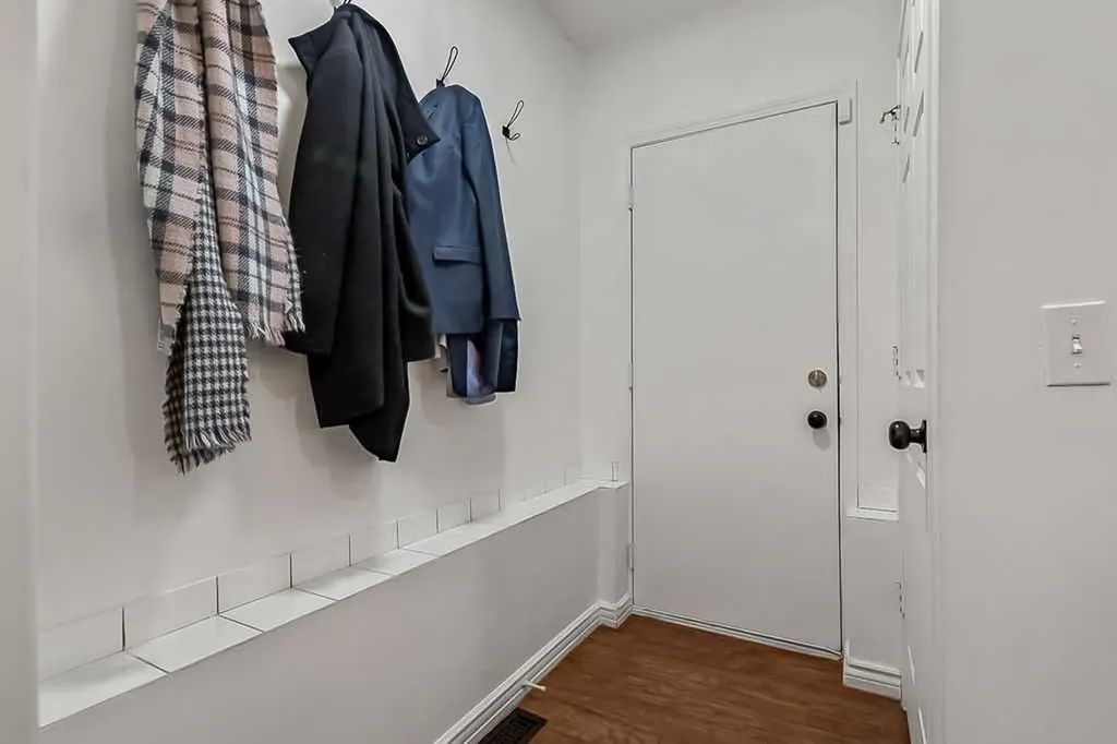 145 Harvest Glen Way NE Calgary AB T3K 4J4
