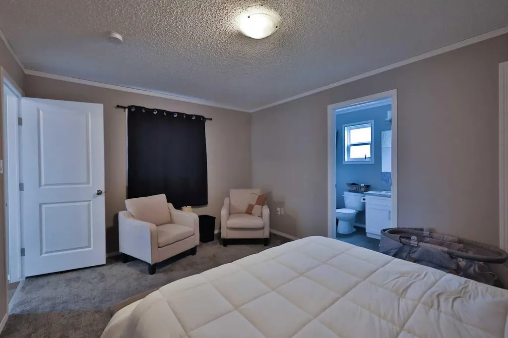 5021 Applewood Road Coaldale AB T1M 0C6