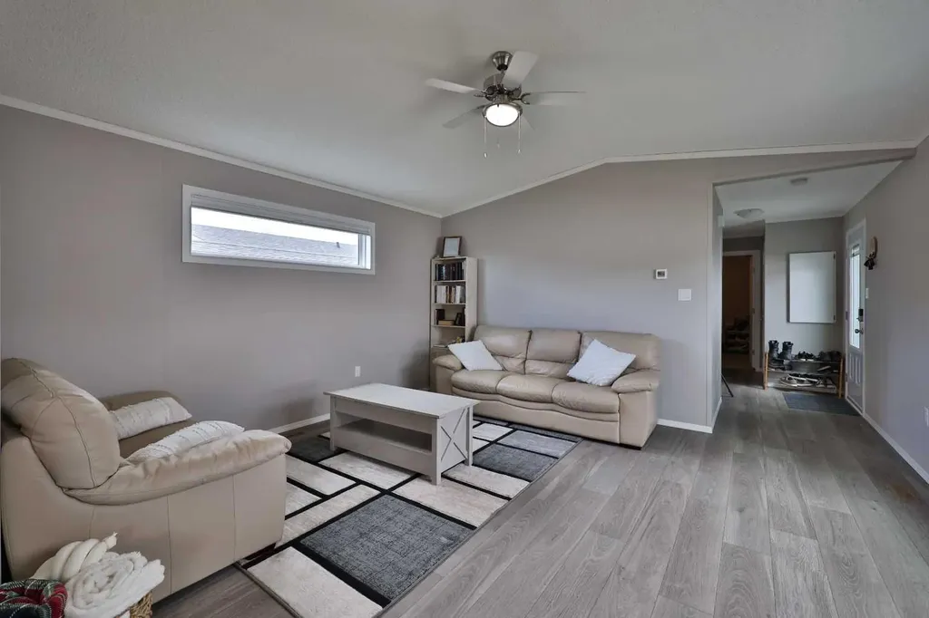 5021 Applewood Road Coaldale AB T1M 0C6