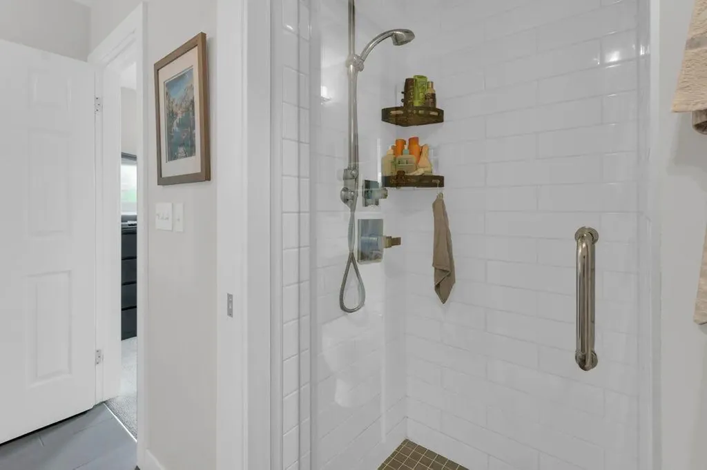 3528 20 Street SW Calgary AB T2T5X7