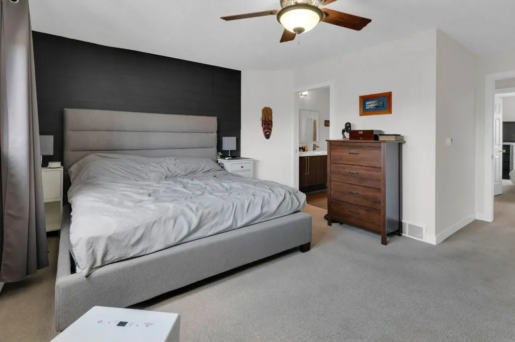 3528 20 Street SW Calgary AB T2T5X7
